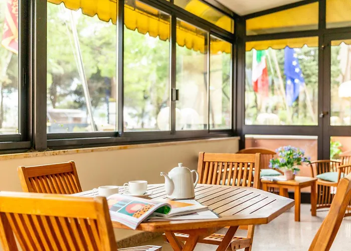 Отель & Venezia 2000